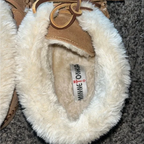 MINNETONKA Moccasin Slipper Booties Leather/ Faux Fur Lining Women’s Size 8 - Picture 6 of 12
